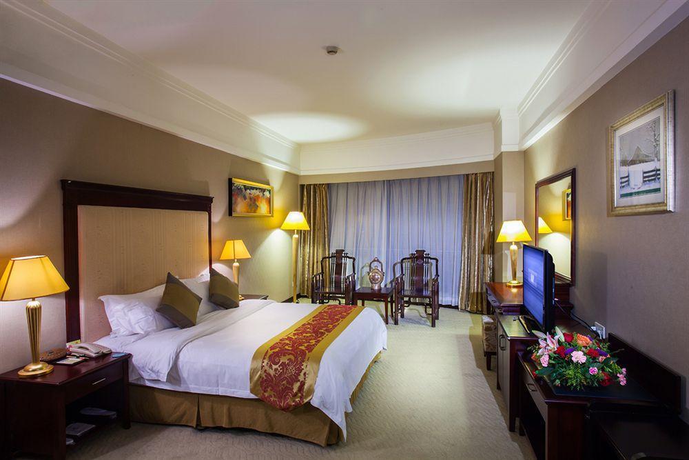 Yutong Hotel Canton Esterno foto