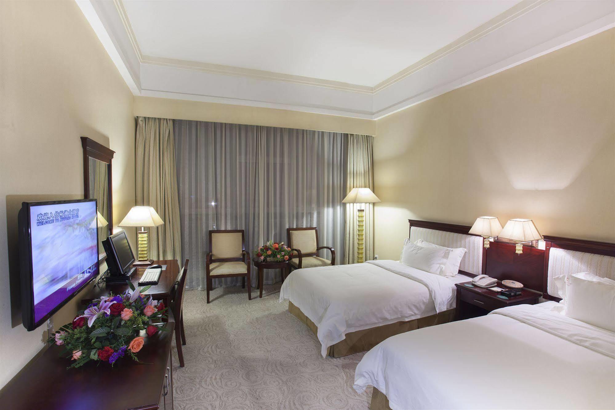 Yutong Hotel Canton Esterno foto