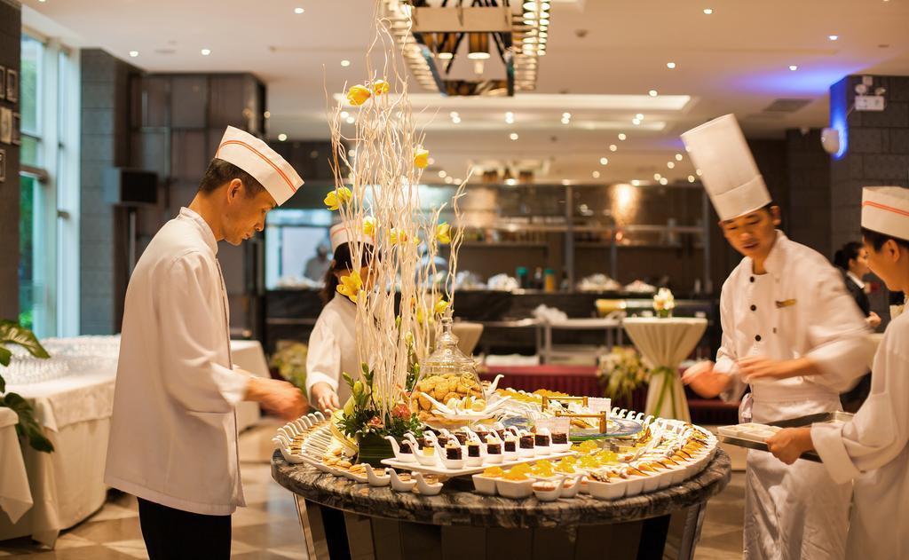 Yutong Hotel Canton Esterno foto
